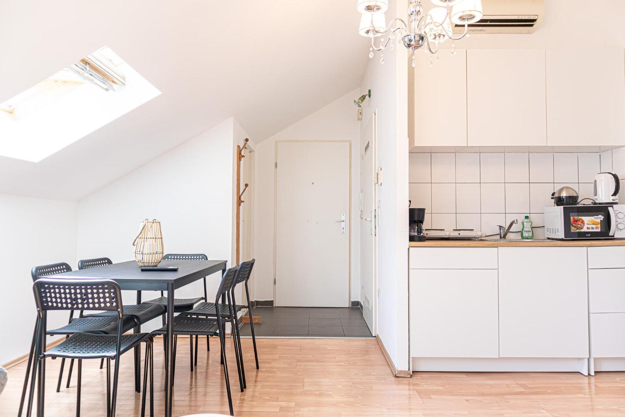 Spacious 2Br Apt Great Location - Near Schoenbrunn Bécs Kültér fotó